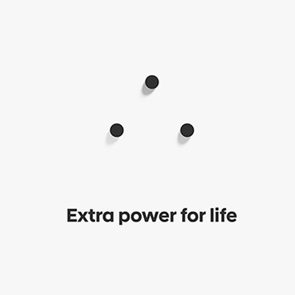 아이오닉 5의 티저 필름, 3개의 점이 삼각형을 이룬 모습 Extra power for life