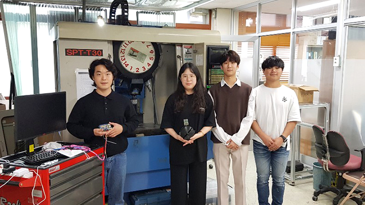 경일대학교 ‘열받지 마, 나의 사랑 공작기계’ 팀 사진