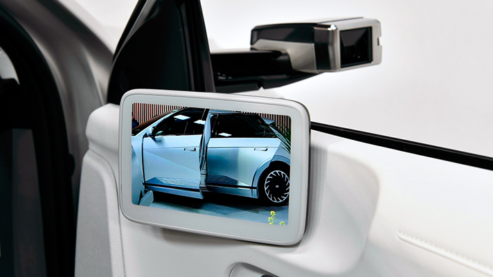 현대자동차 아이오닉 5의 디지털 사이드 미러