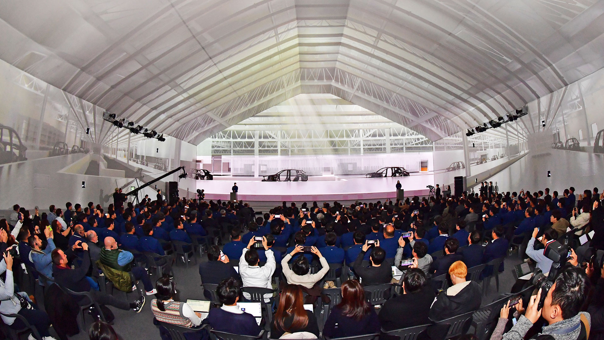 울산 EV 전용공장 기공식 행사 현장의 모습-1