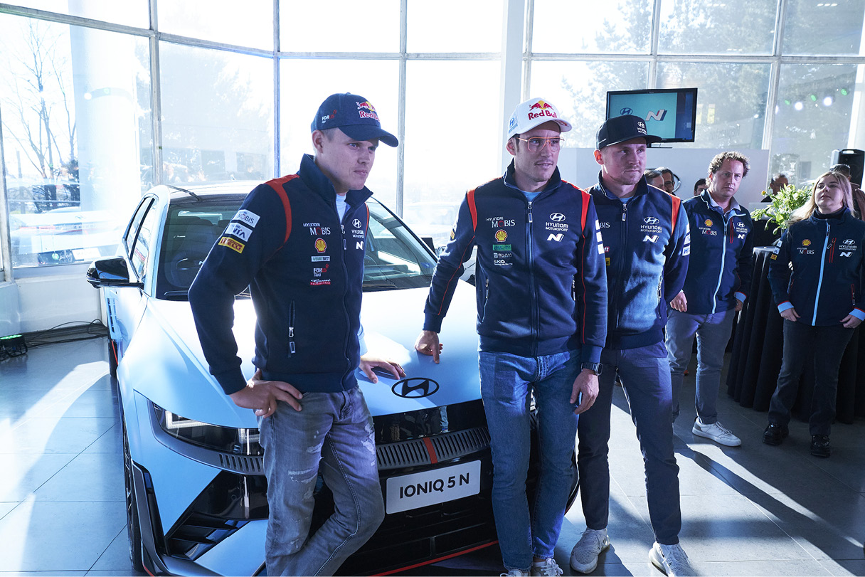 Drivers of the Hyundai World Rally Team