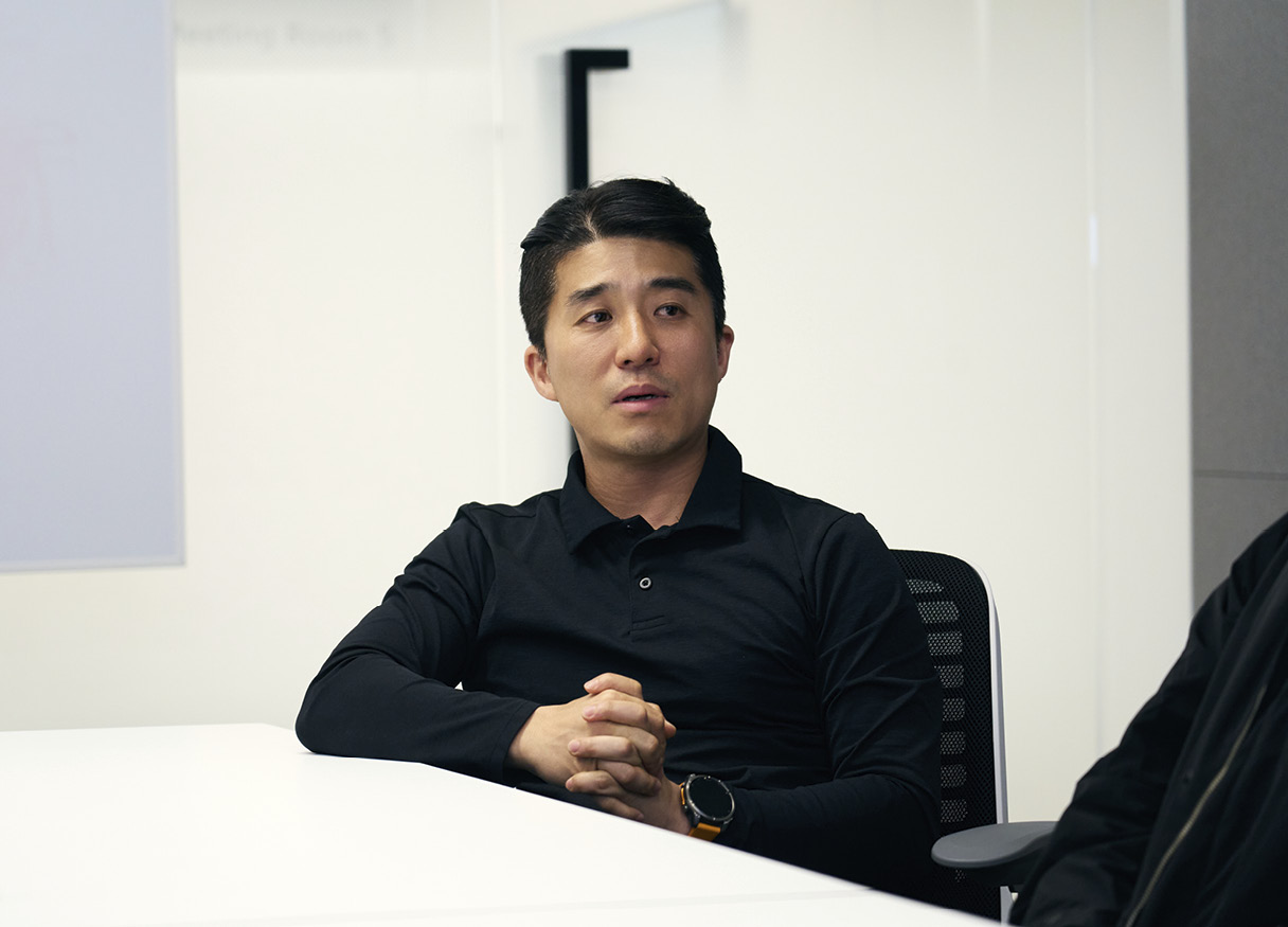 MLV차체설계1팀 노광일 파트장이 타스만 설계에 대해 설명하고 있다